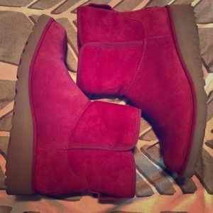 Ugg Kristin 7.5 Dark Pink